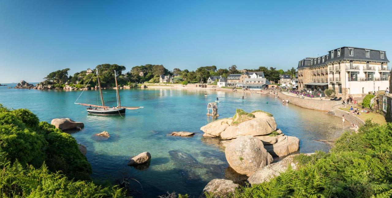 Vue Cote De Granit Rose En Bretagne Appartement *